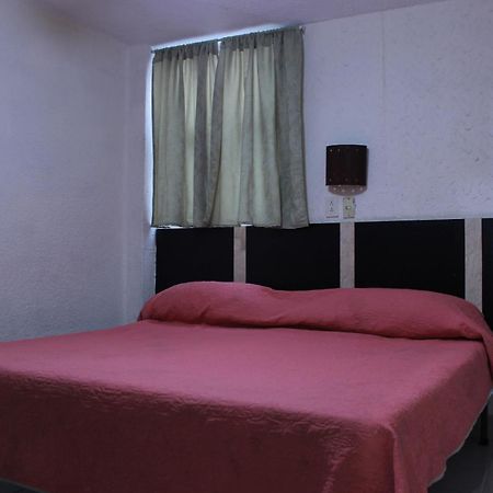 Hotel Plaza Aleman León Quarto foto